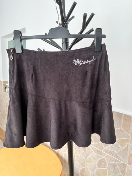 Fustă dama DESIGUAL  nou