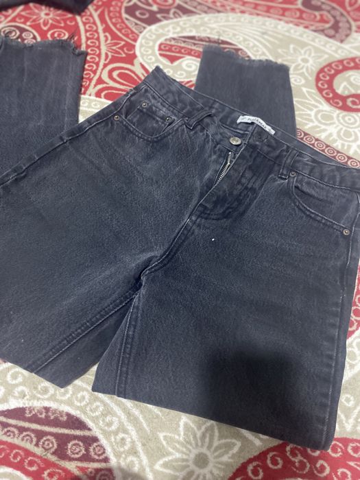 Продам джинсы мом