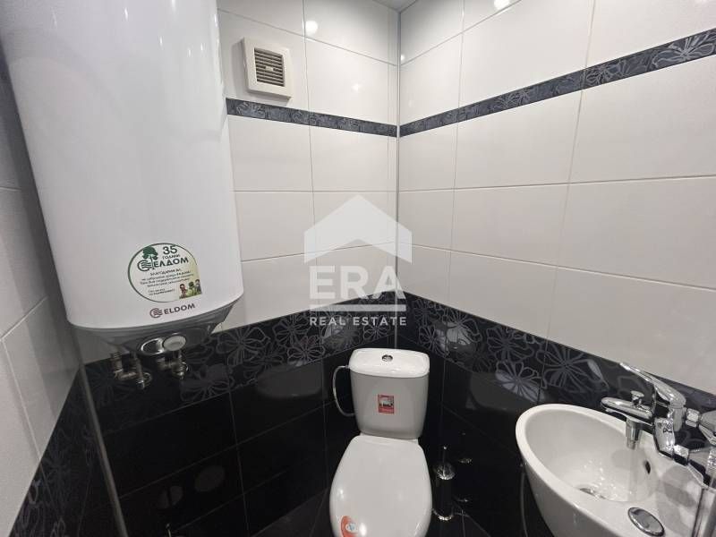 Ексклузивна обзаведена къща за продажба със зимна градина с барбекю, р