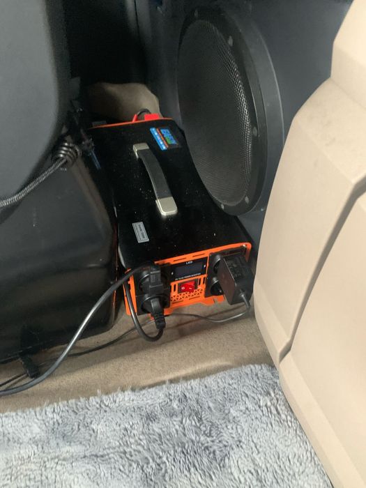 Invertor 12V 5000W sinus pur 4 prize