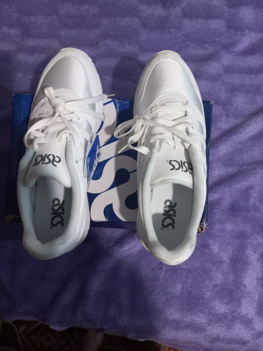 Кросовки Asics оригинал