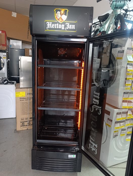 Хладилна витрина  Exquisit ELDC300 3XLB