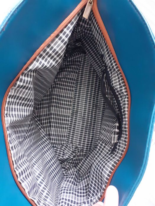 Дамска ръчна чанта.