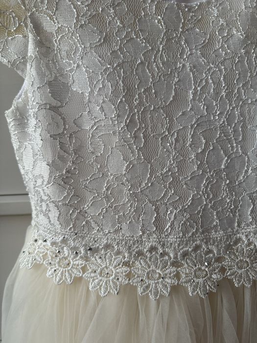 Платье на девочку