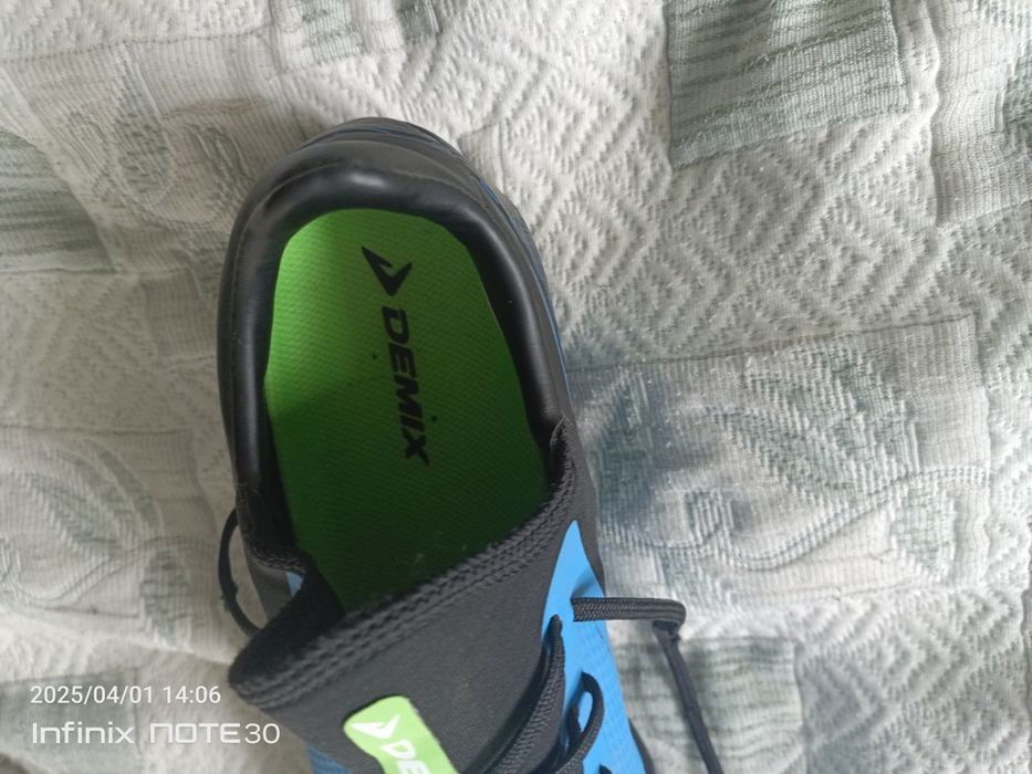 Бутсы       демикс