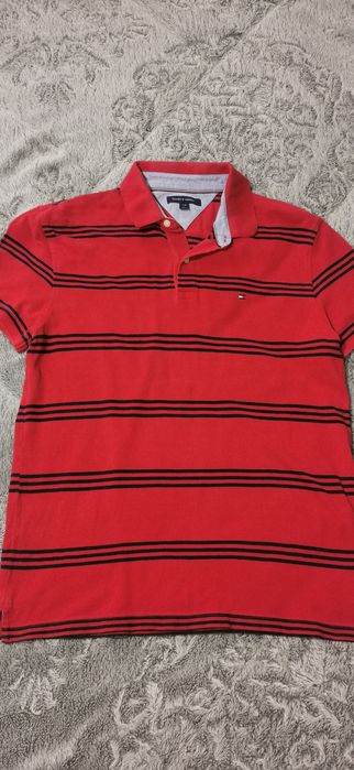 Tricou Tommy Hilfiger  roșu cu dungi negre – mărimea L