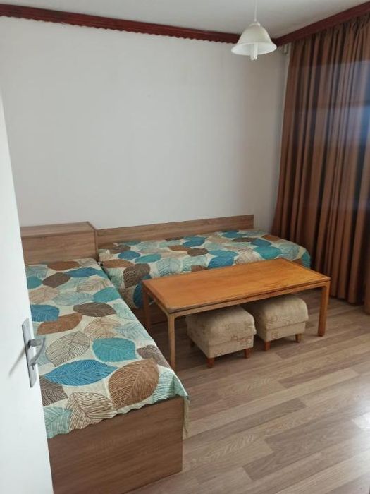 Дава се под наем Тристаен апартамент в Пловдив, Кършияка - 100 кв.м за 475 € - Снимка #4