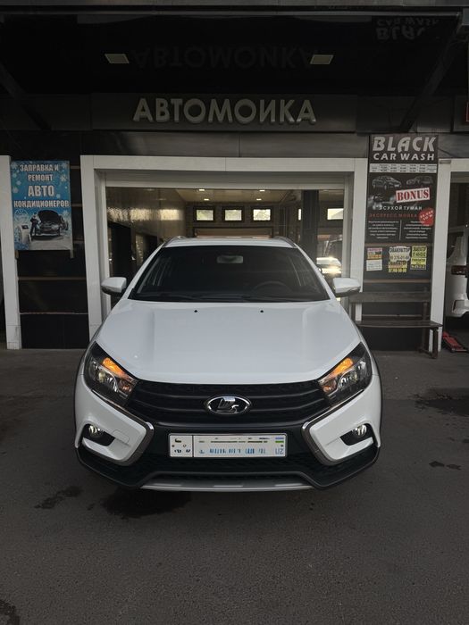 Продается лада ветса кросс