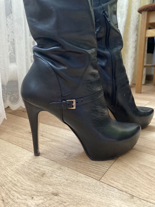 Продам кожаные сапоги