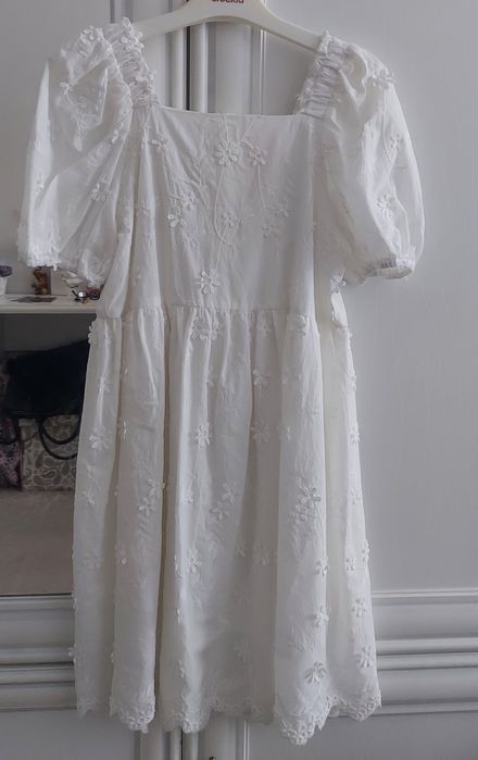 Белое платье рост 140 хб