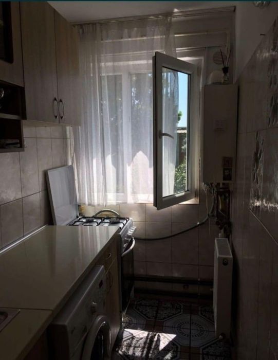 Apartament de închiriat