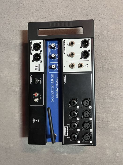 Soundcraft Ui12