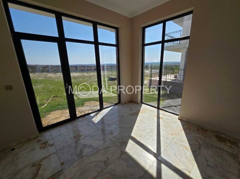 Продава се Къща в с. Кошарица, Област Бургас - 130 кв.м за 1099 €/кв.м - Снимка #1