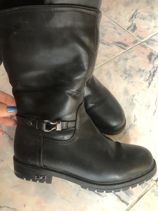 Vand cizme imblanite, stare foarte buna