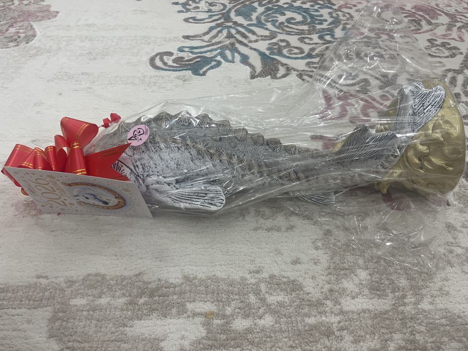 Сувенирный статуя белуга