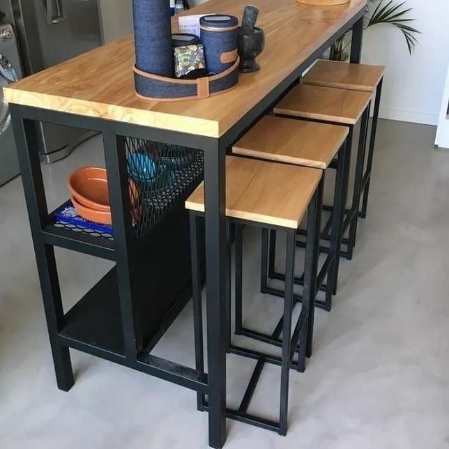 Комплект бар маса с бар столове