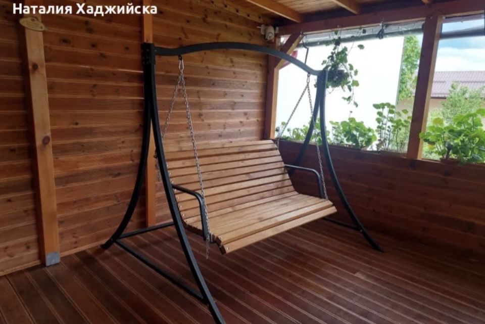 Градинска люлка.