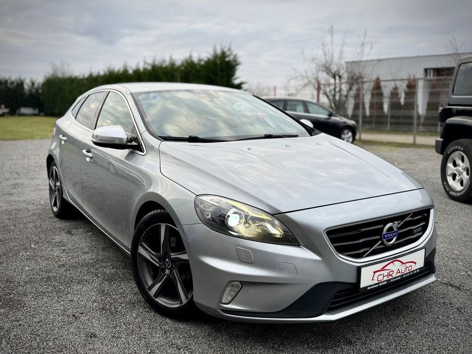 Volvo V40 D2 R-Design 12/2013, 1.6d 115cp Euro5, Navigatie, Bi-Xenon