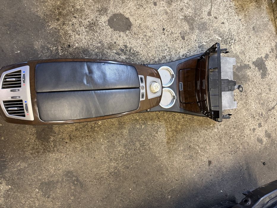 Подлакътници, централни барчета за BMW