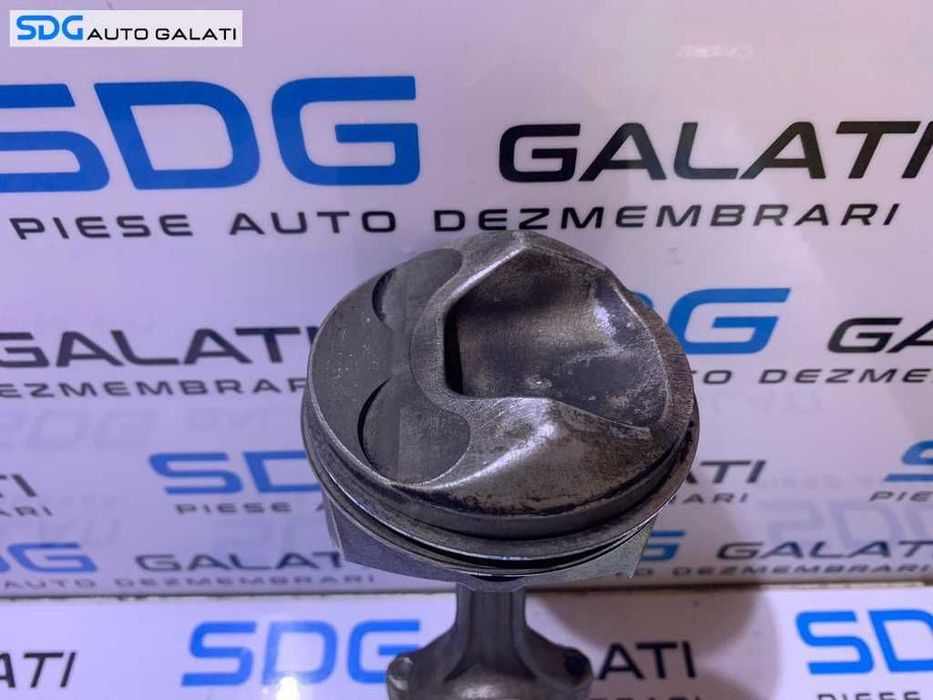 Piston Pistoane cu Biela VW Golf 5 2.0 FSI AXW BLX BLR BVX BVY 2004 - 2008 Cod 06D107099M 06D107065R