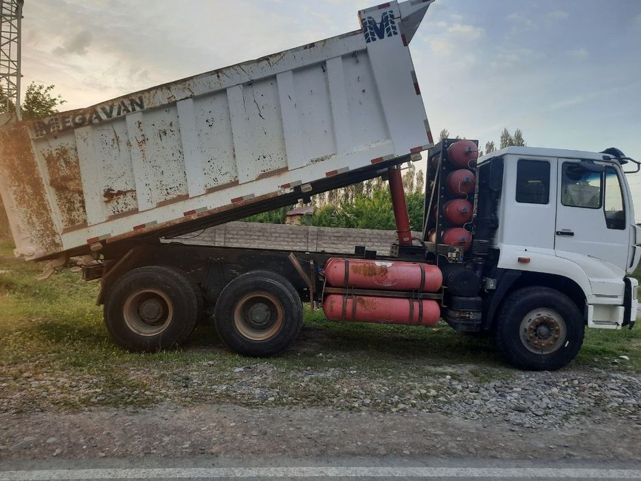 HOWO SINOTRUK 
Yili 2020
Probe 82 000
yoqilgi: Gaz
balonlari: 60.70%
h