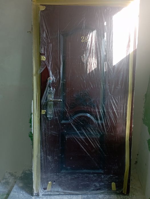 Срочно продаётся выходное двер