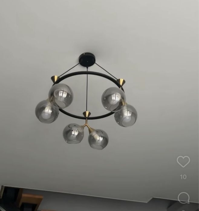 Продам люстру 5000