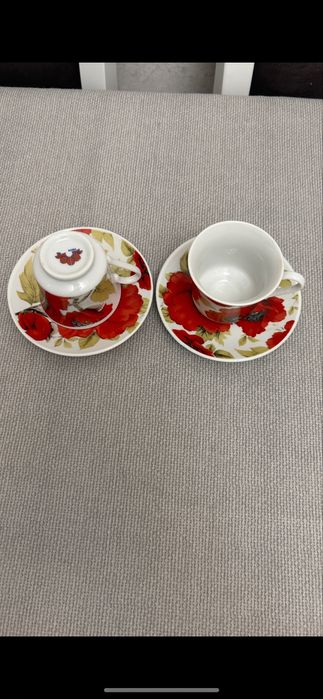 Чаши с блюдцем для кофе, новые