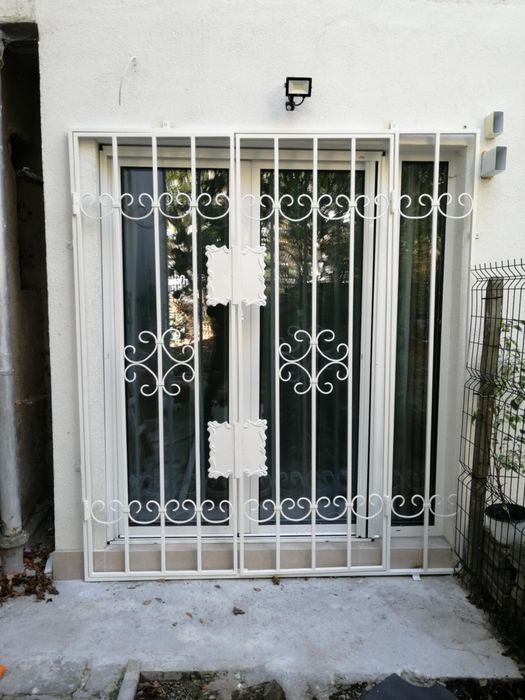 Изработка на решетки и парапети от ковано желязо