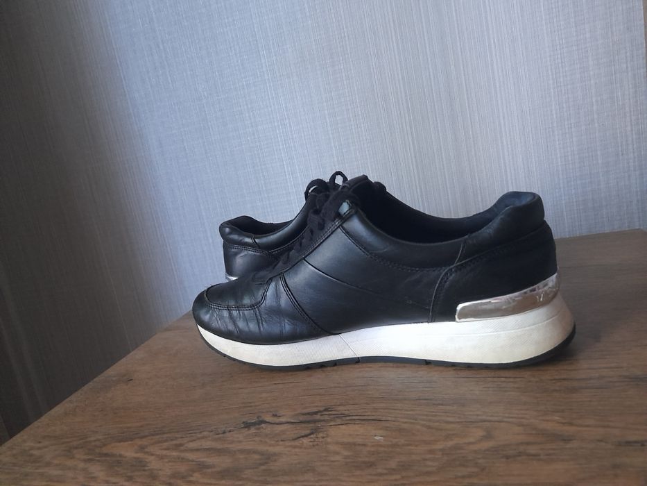 Mishael kors дамски обувки 40- 41 номер.