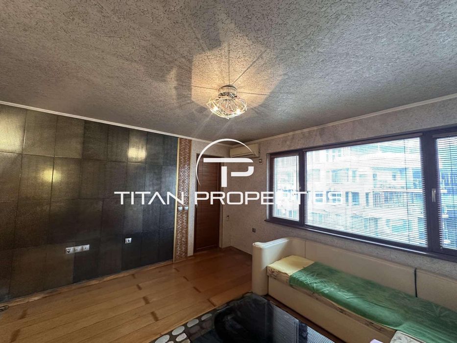 Продава се Тристаен апартамент в Бургас, Лазур - 94 кв.м за 3298 €/кв.м - Снимка #10