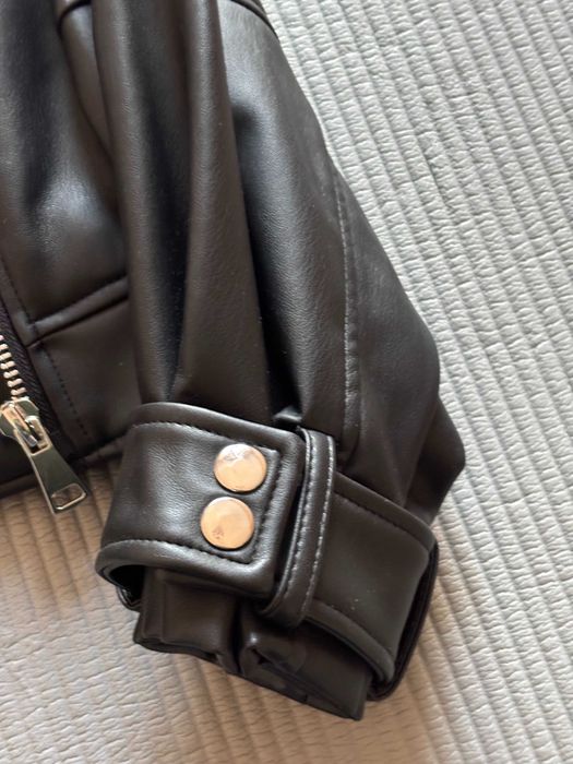 Кожено яке Mango