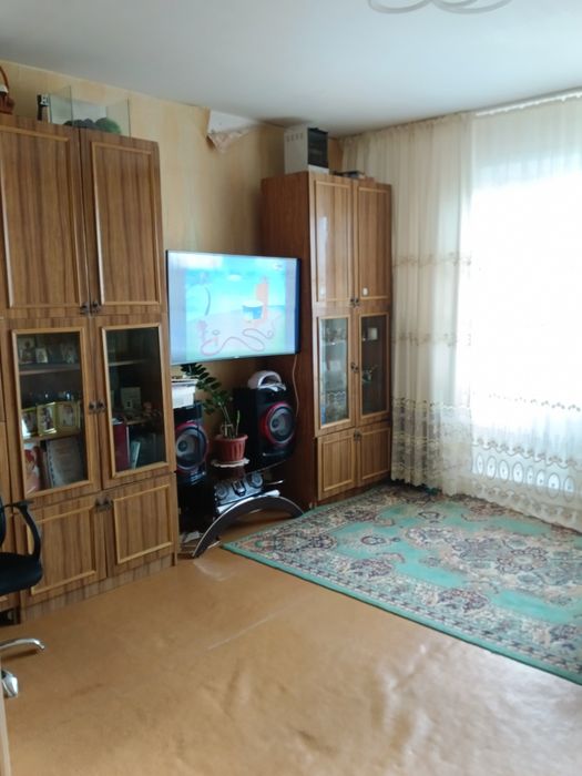 Продам 2 комн квар. 9-46,  4этаж.