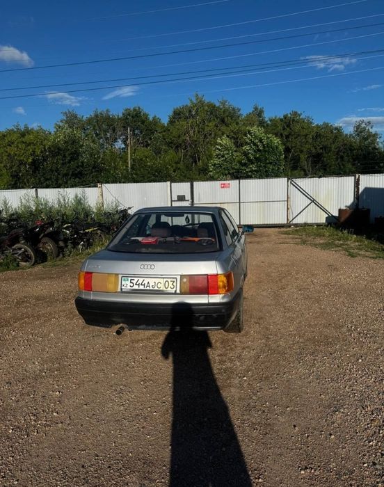 Ауди 80 1990 года