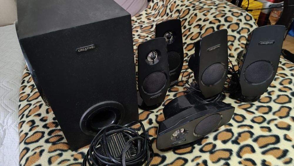 Активни колони за компютър  Logitech X-530

 Logitech X-530