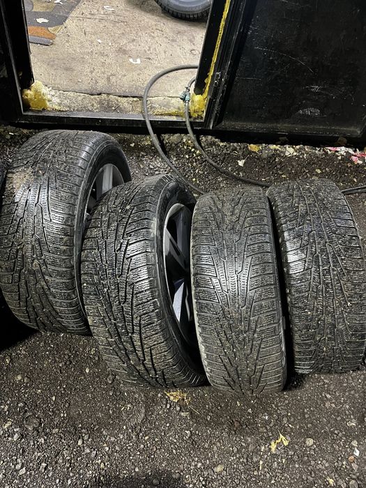 Продам б/у шины 4 шт