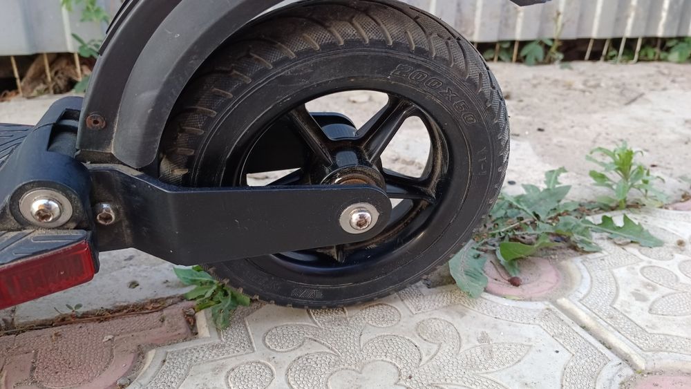 Продам электросамокат