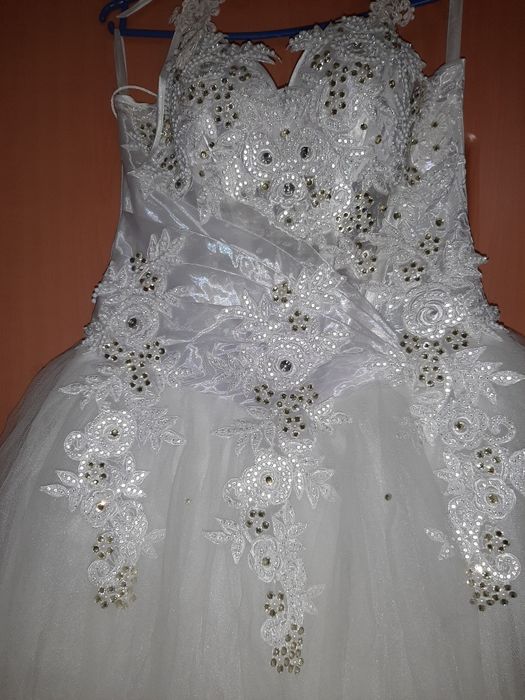 Продам свадебное платье