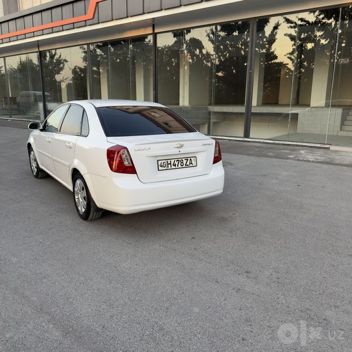 Lacetti 1.8 mator sotiladi
