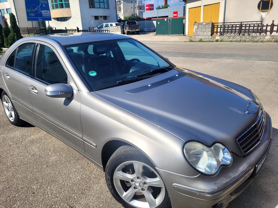 Mercedes-Benz C220 w203 2.2