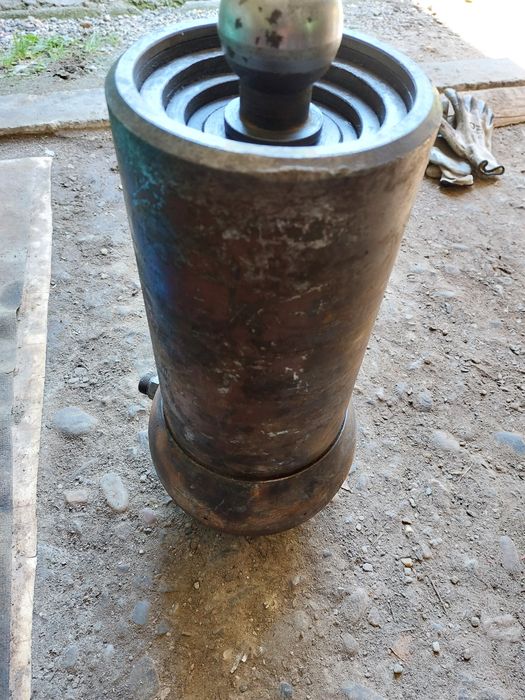 Vând cilindru basculare man ,raba ..