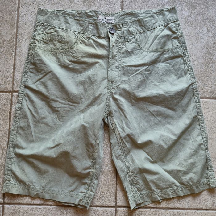 Vand 3 perechi pantaloni, marime M