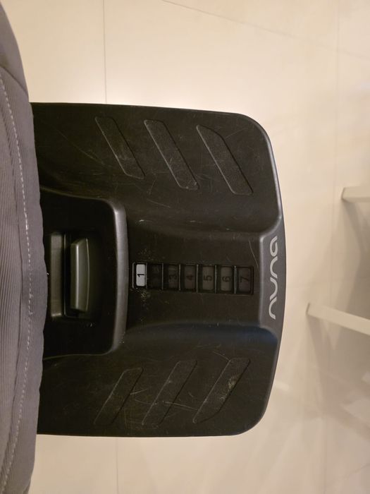 Scaun rotativ  360 grade pt mașină cu isofix-Nuna