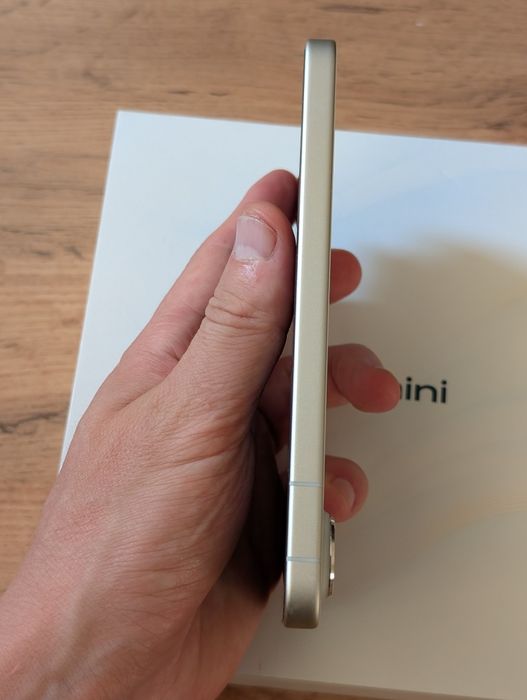 Vivo S50 Pro mini 256 gb Ram 12 5G