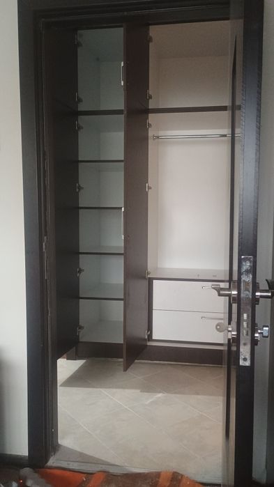 Мебели по поръчка   Дърводелски услуги