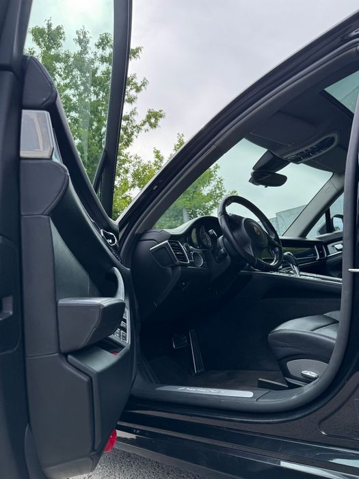 Porsche Panamera Vand Porsche Panamera stare perfecta de functionare