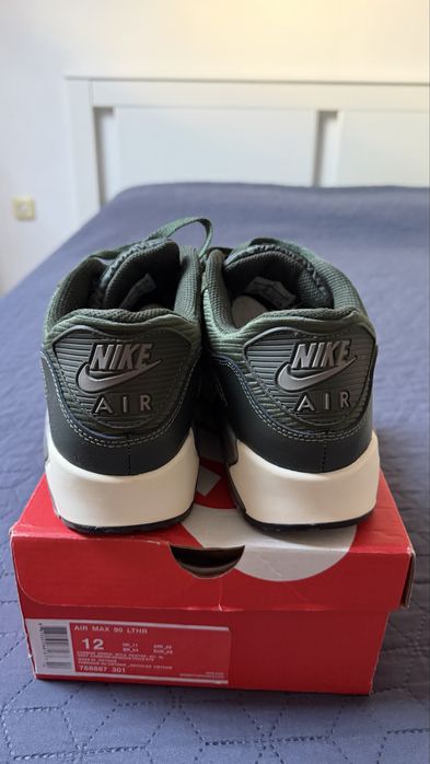 Оригинални маратонки Nike Air Max 90 Leather Carbon Green Metallic Pewter