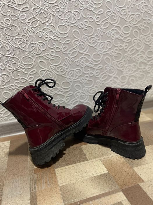 Продаю детс. обувь