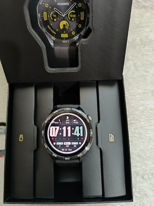 Смарт часовник huawei watch GT4