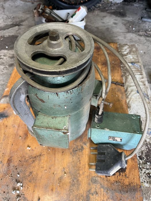 Трифазен електромотор от шевна машина